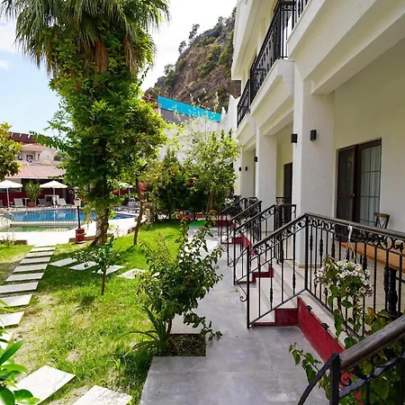 Lagoonia Sun Hotel 3*